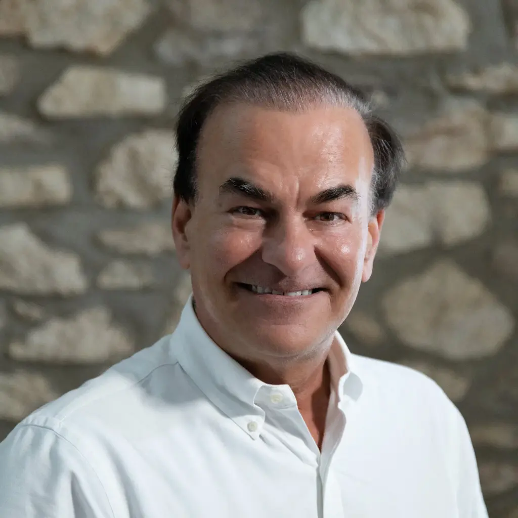 GEORGE MARKUS headshot